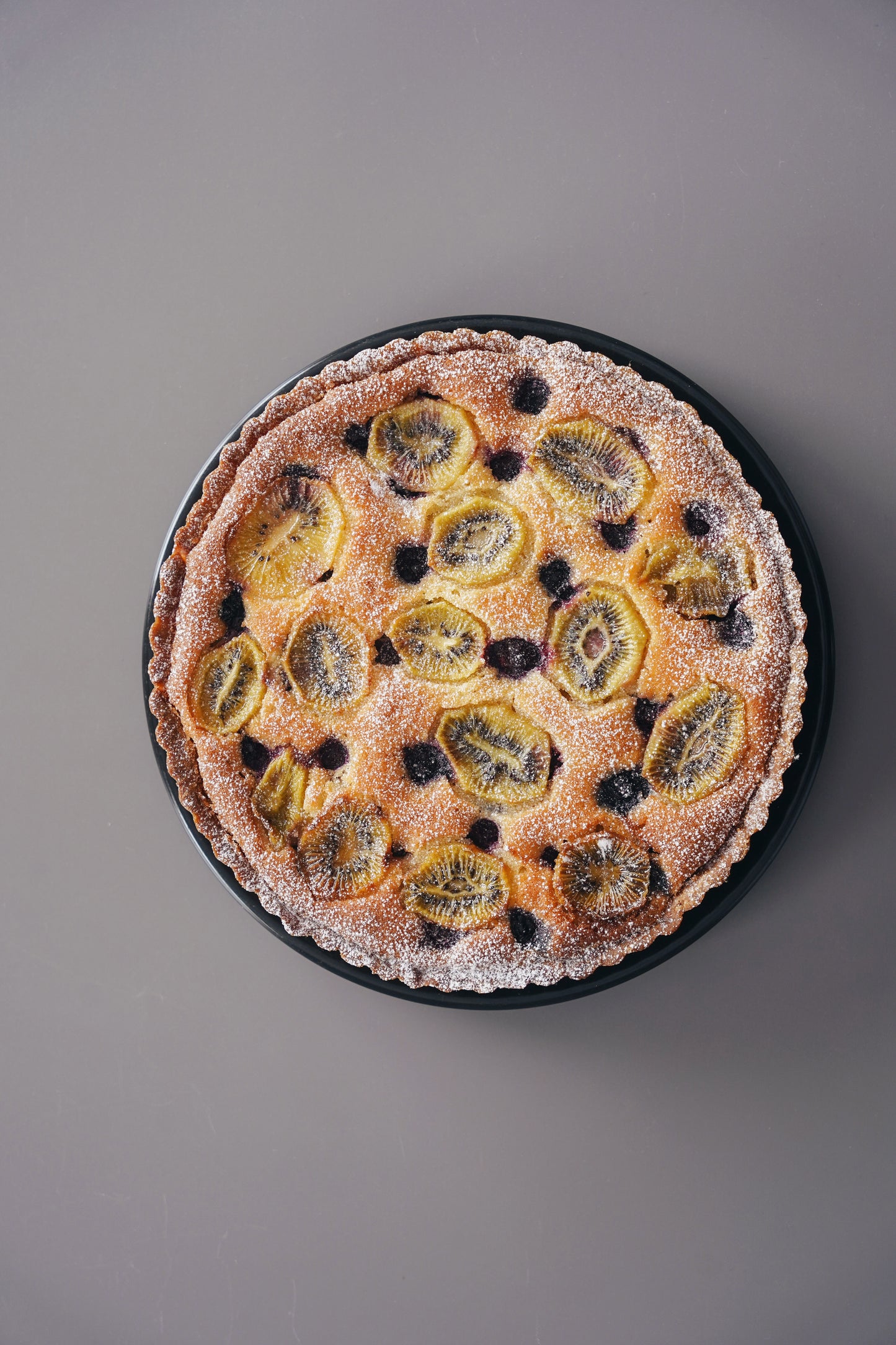 キウイとブルーベリーのベイクドタルト