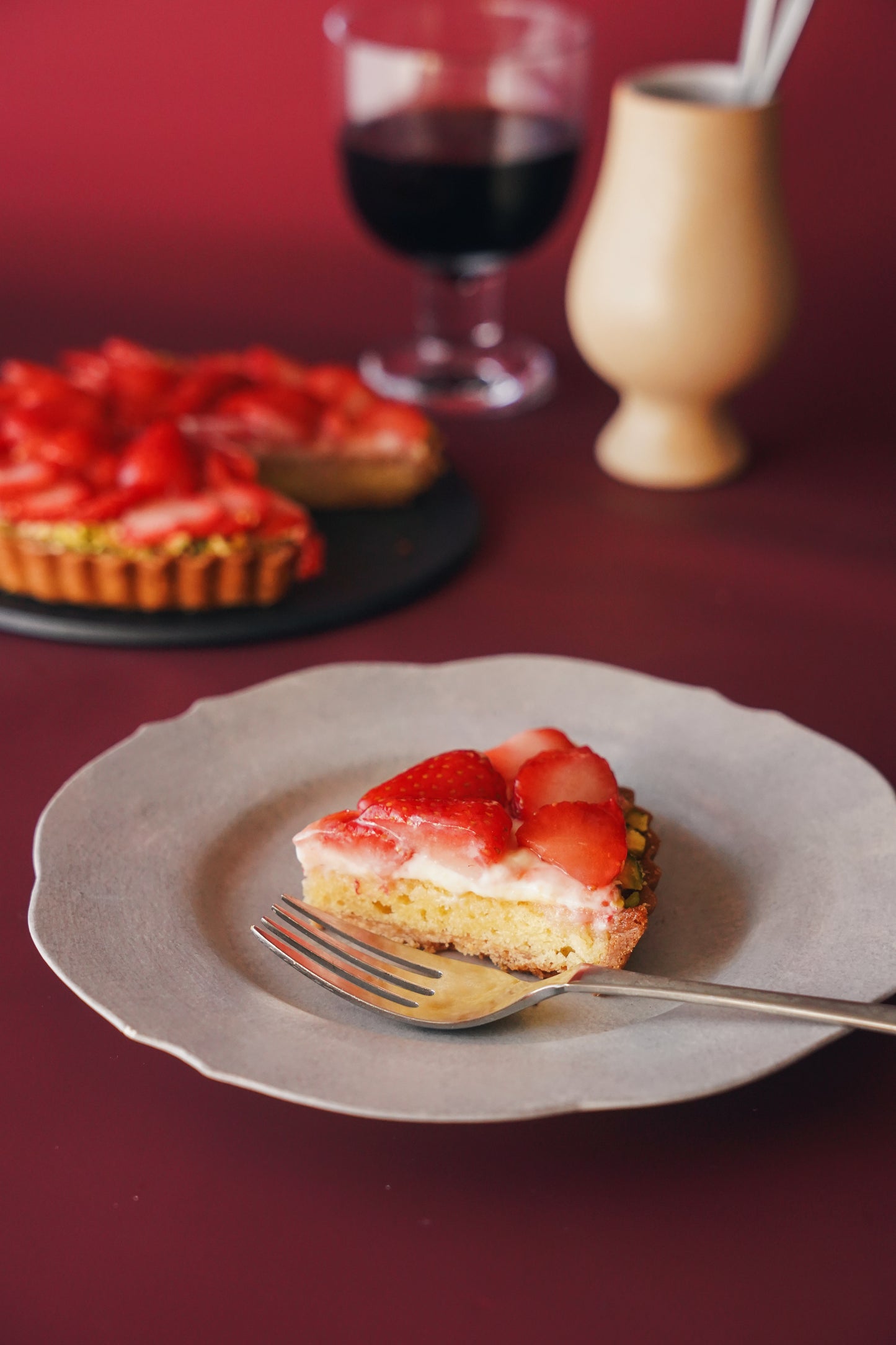 【予約販売・配送期間12月19日〜12月28日着】KUTEN。ストロベリーXmasタルト