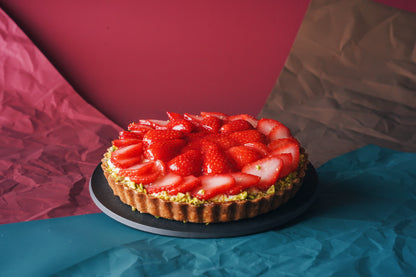 【予約販売・配送期間12月19日〜12月28日着】KUTEN。ストロベリーXmasタルト