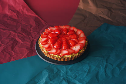 【予約販売・配送期間12月19日〜12月28日着】KUTEN。ストロベリーXmasタルト